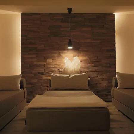 Bio Thermalhotel Falkenhof 4*