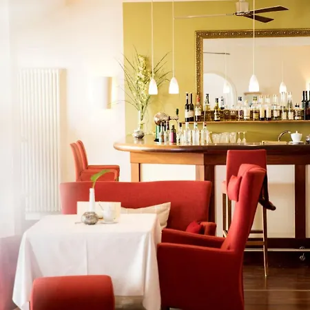 מלון Bio Thermalhotel Falkenhof 4*
