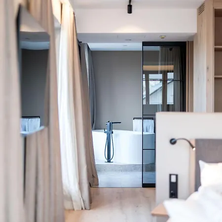 מלון Bio Thermalhotel Falkenhof 4*