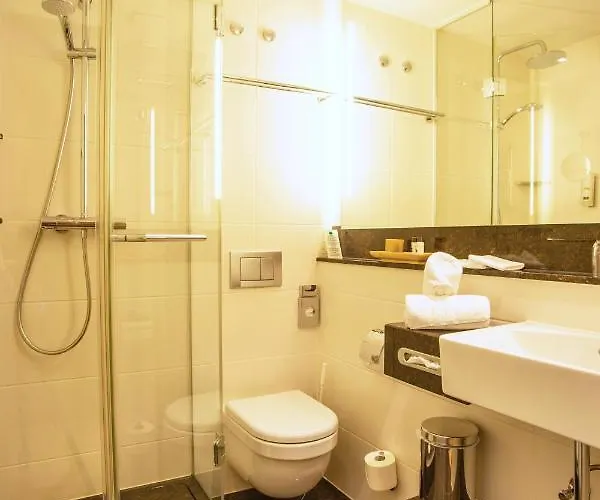 Bio Thermalhotel Falkenhof 4* باد فسينغ
